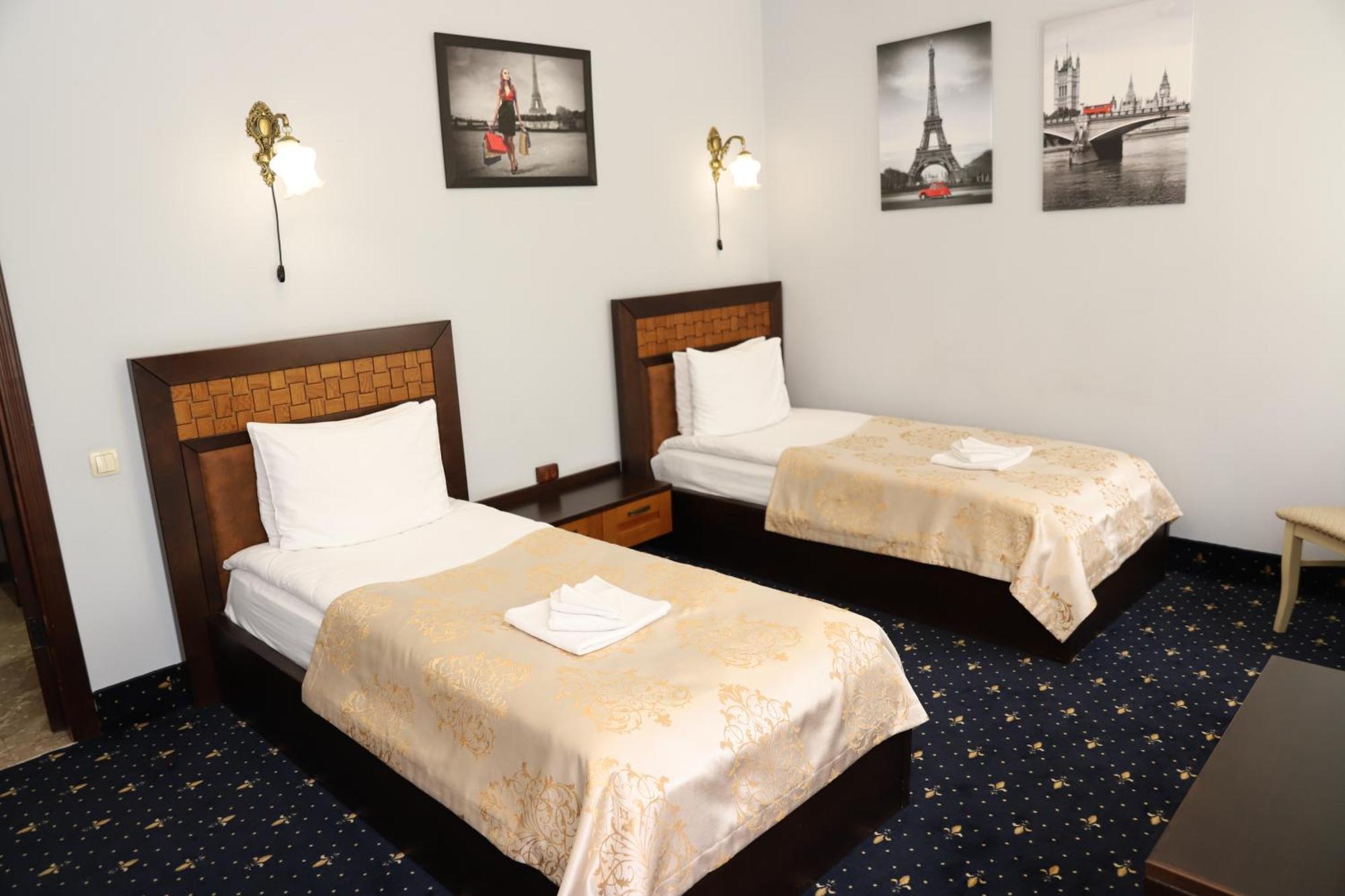 Sapsan Hotel Ternopil Exterior photo